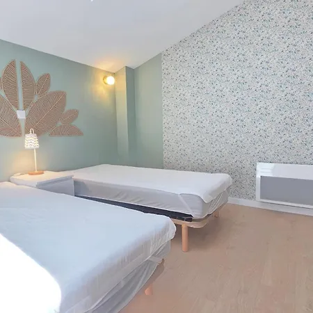 Casa vacanze Maison En Résidence Avec Piscine Collective Proche *